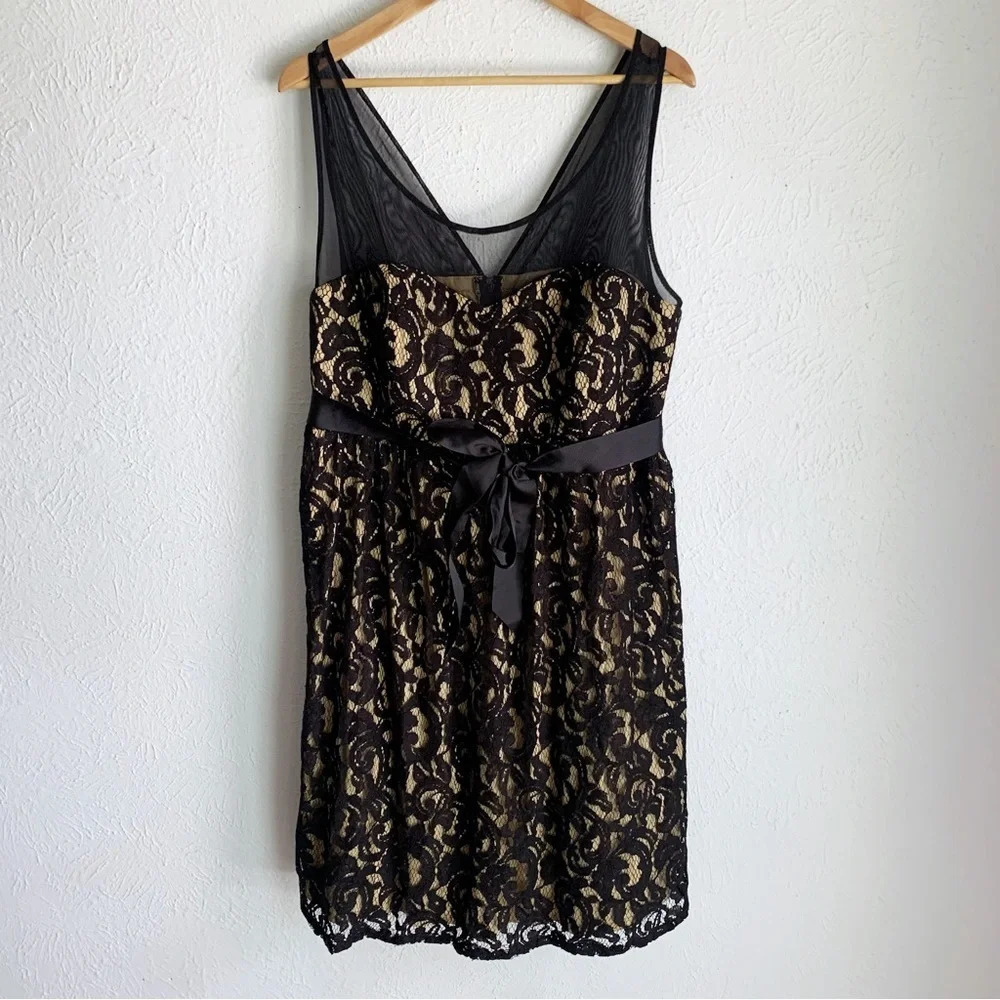 Torrid Black Lace Overlay Belted Mesh Cocktail Dress Sz 18